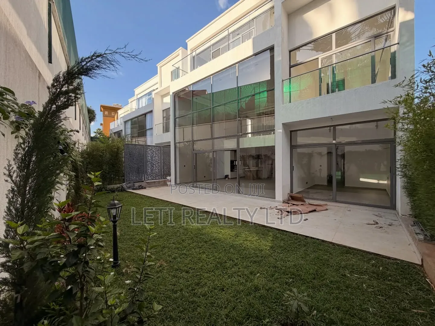 5bdrm Townhouse/Terrace in Lavington for sale