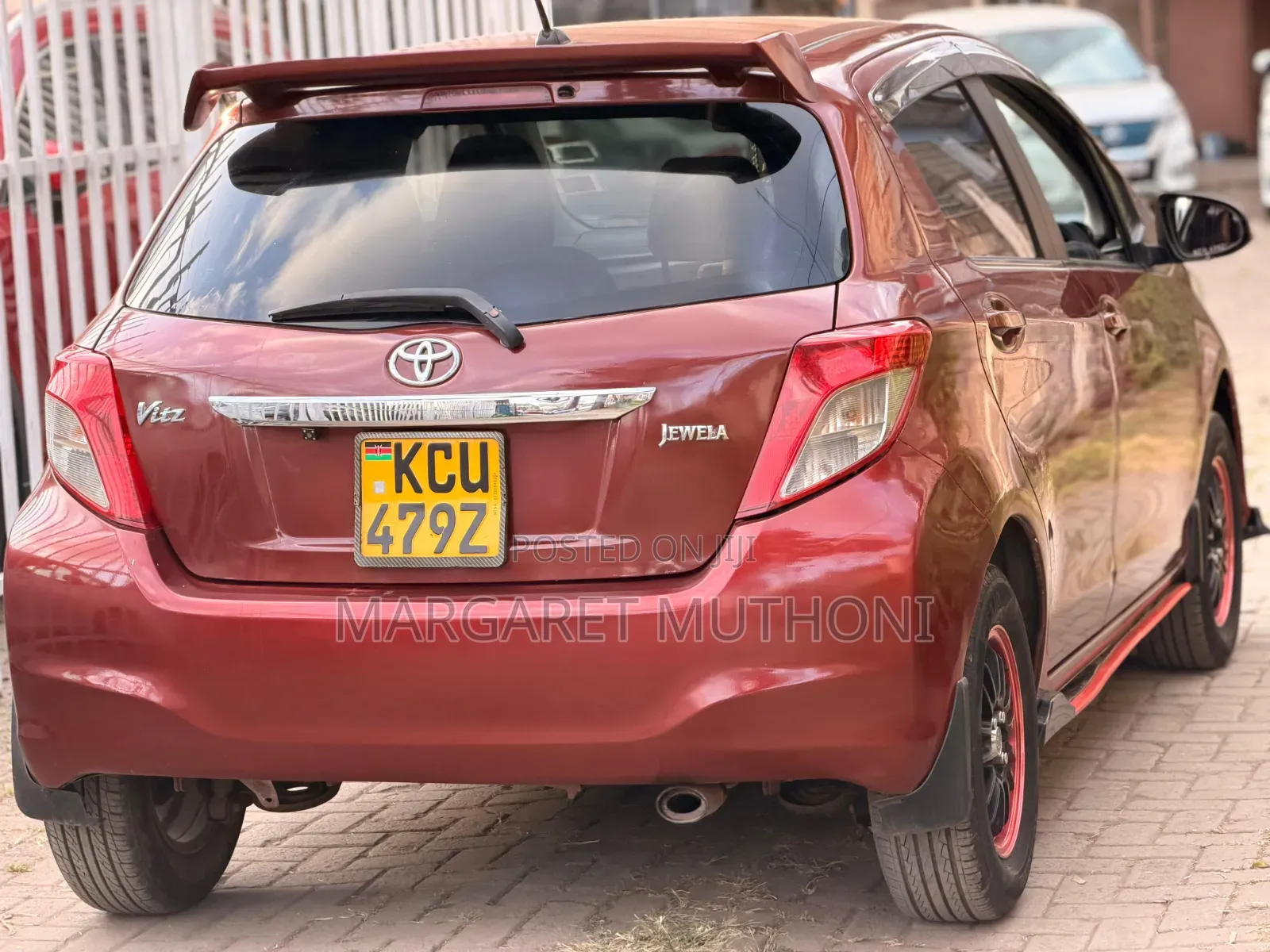 Toyota Vitz 2012 Maroon