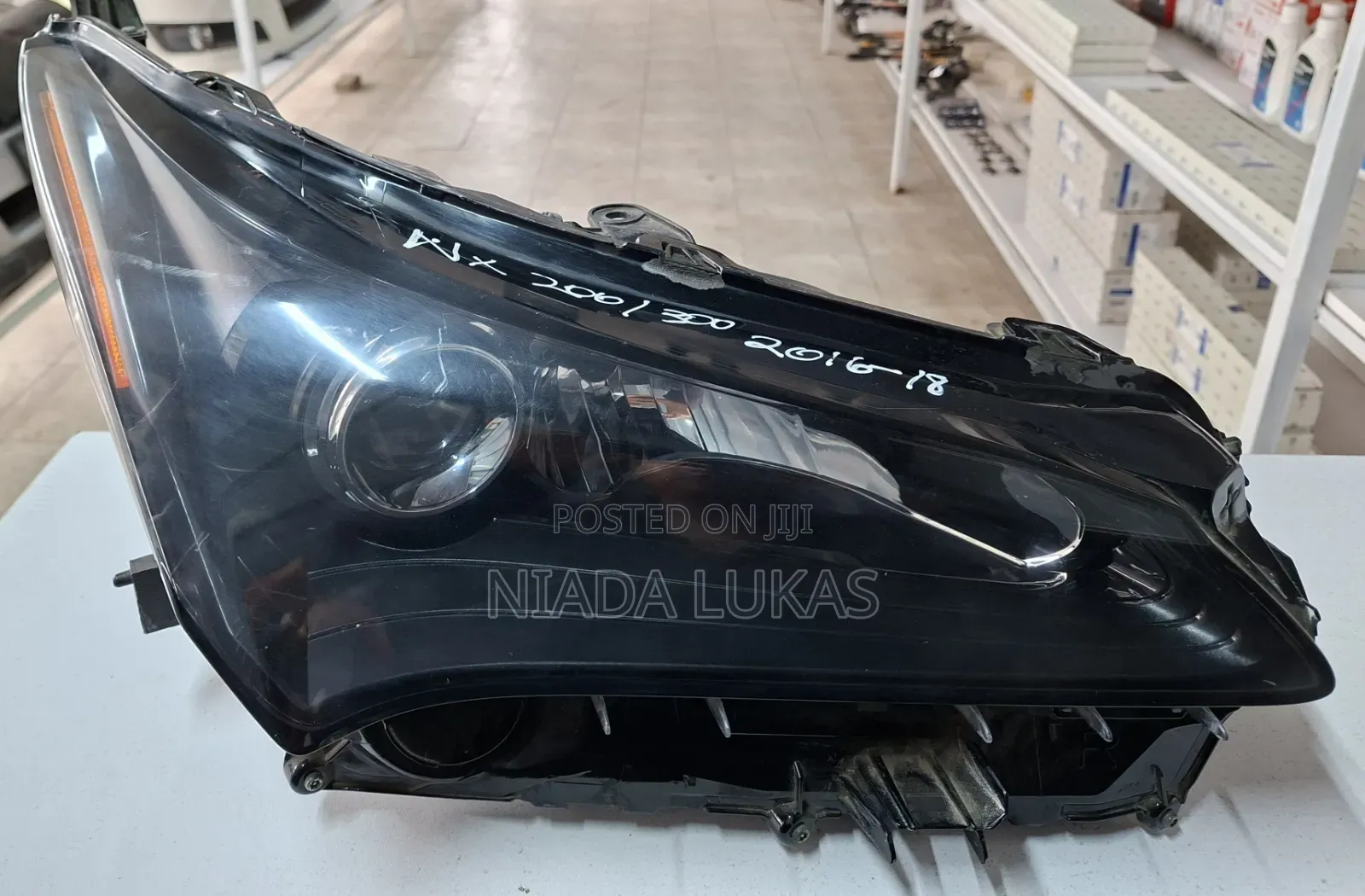 Lexus Nx 200 Xenon Headlight