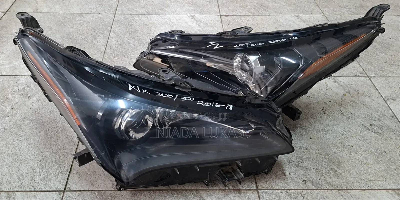 Lexus Nx 200 Xenon Headlight