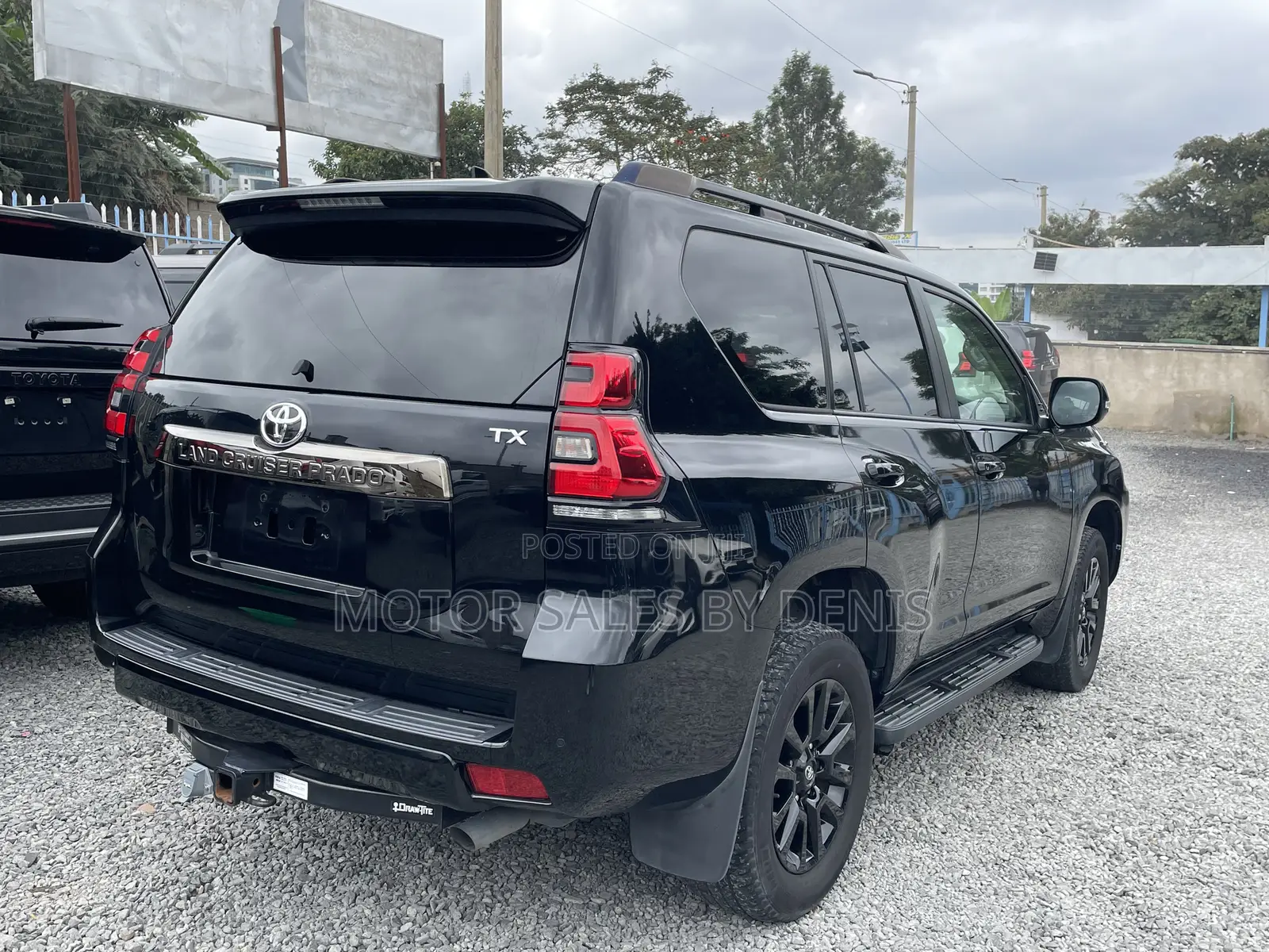 Toyota Land Cruiser Prado 2.7 2021 Black