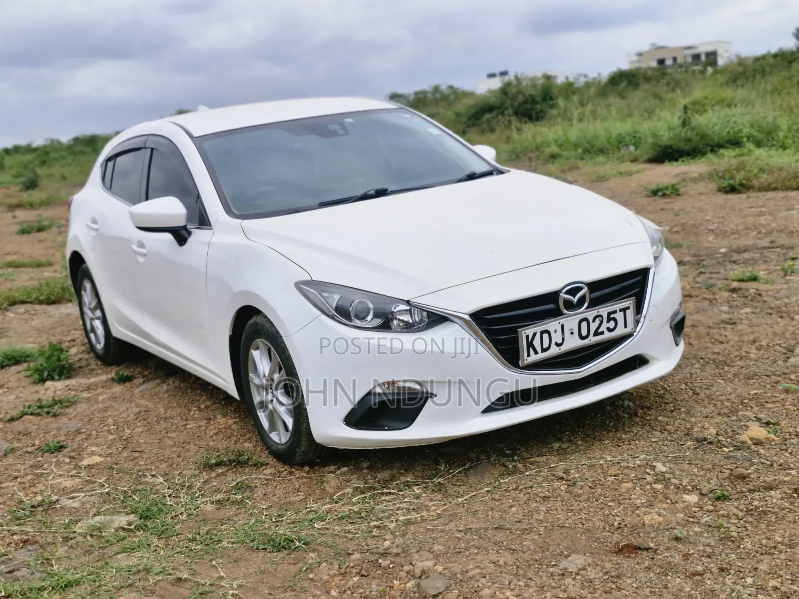 Mazda Axela 2015 White