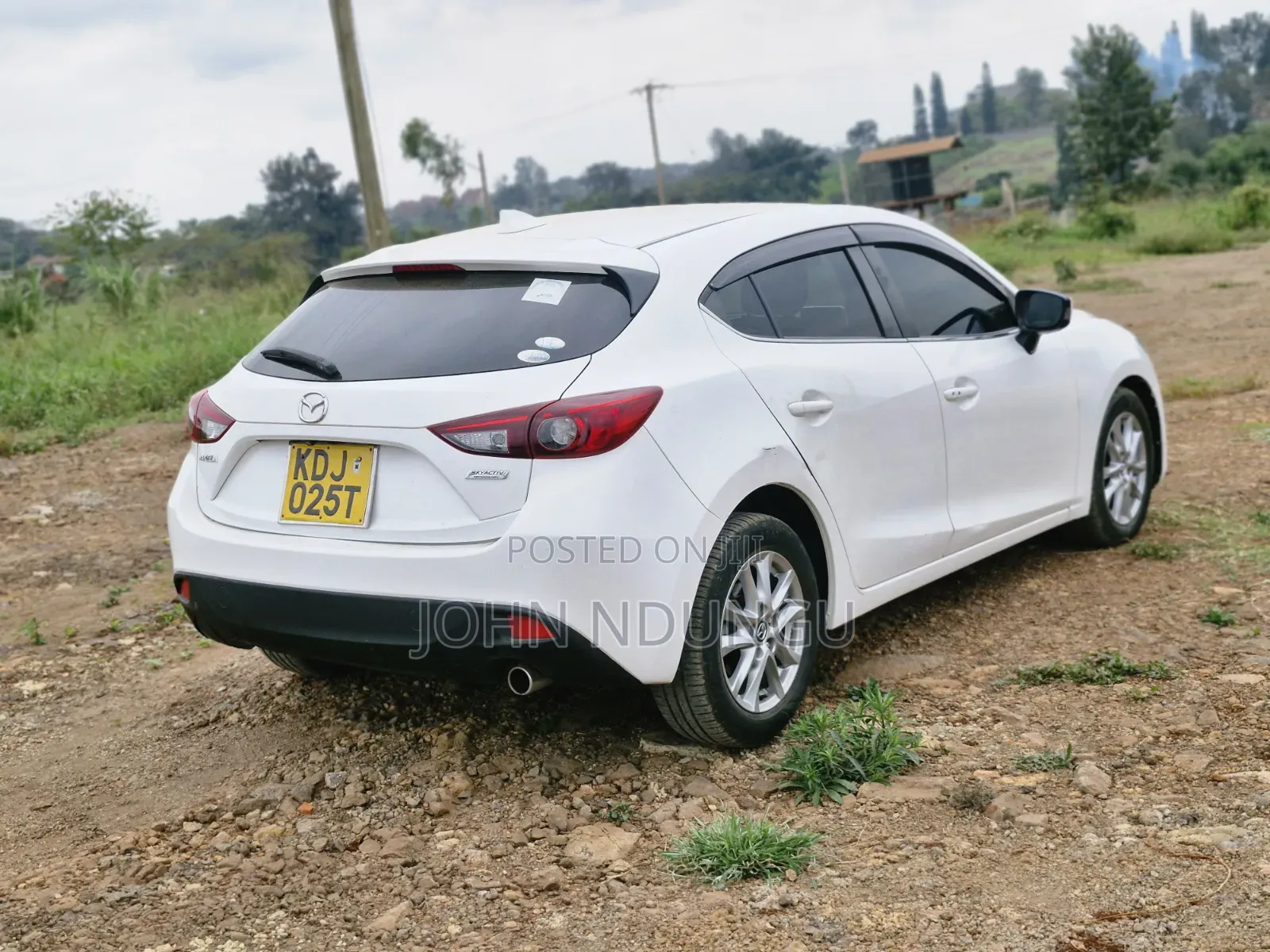 Mazda Axela 2015 White