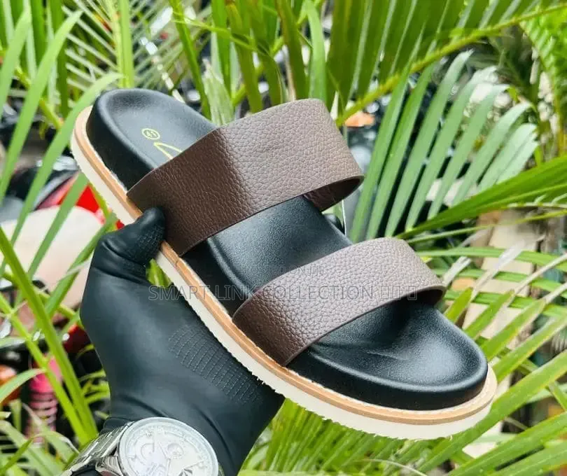 New Inn Crack Sandals