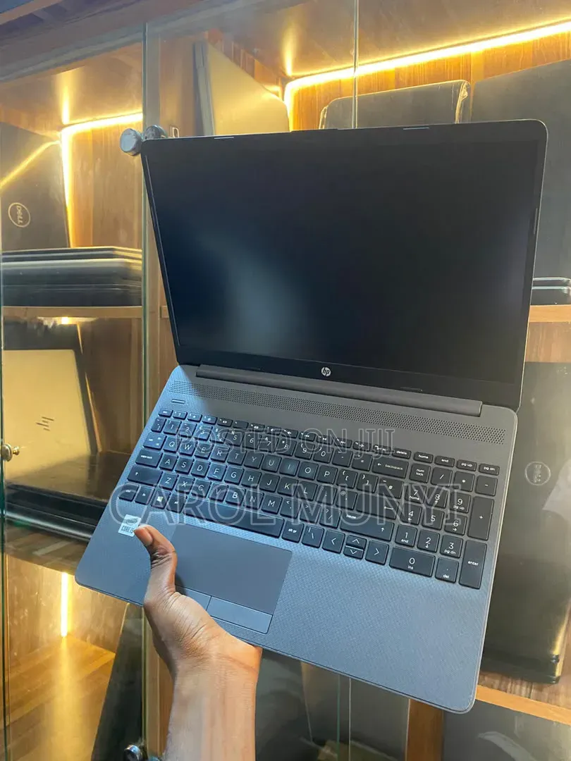 New Laptop HP 250 G7 16GB Intel Core Ultra 5 SSD 256GB