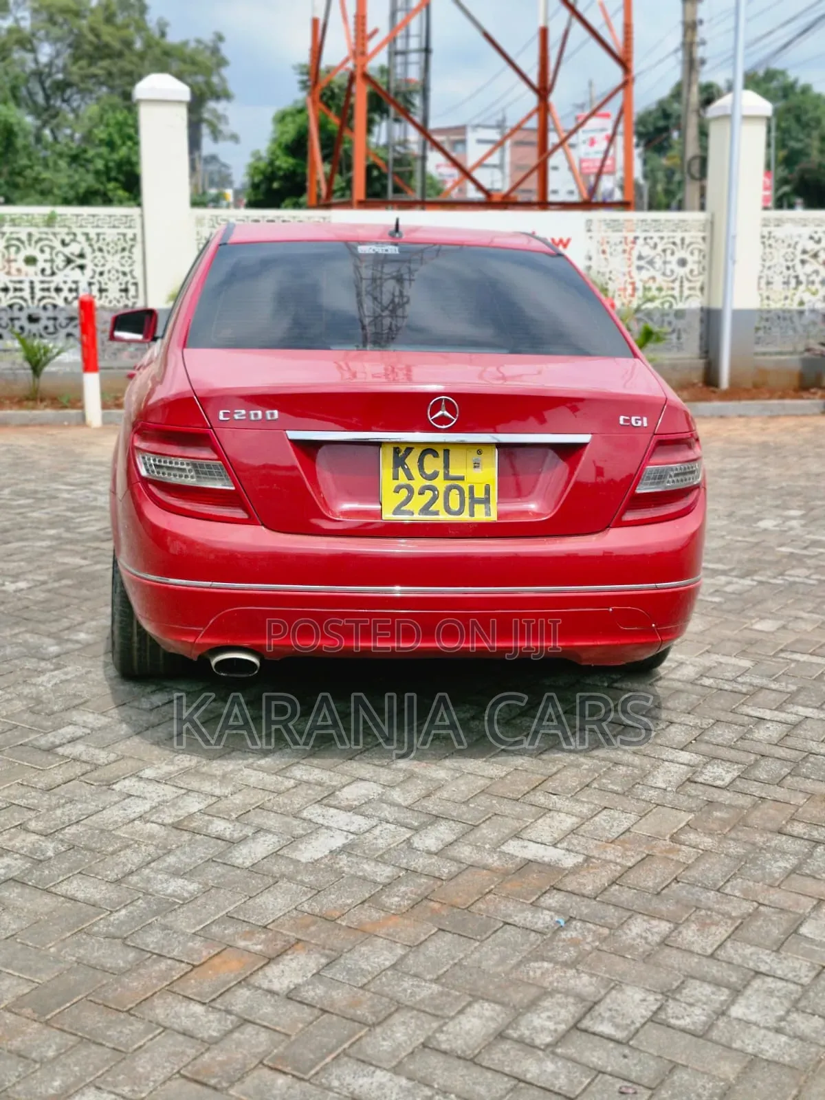 Mercedes-Benz E200 2010 Red