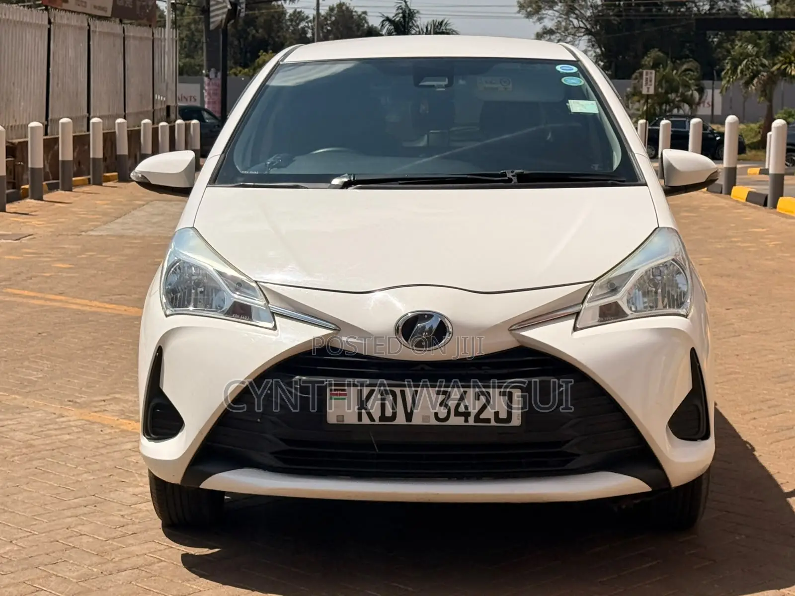 Toyota Vitz 2019 White