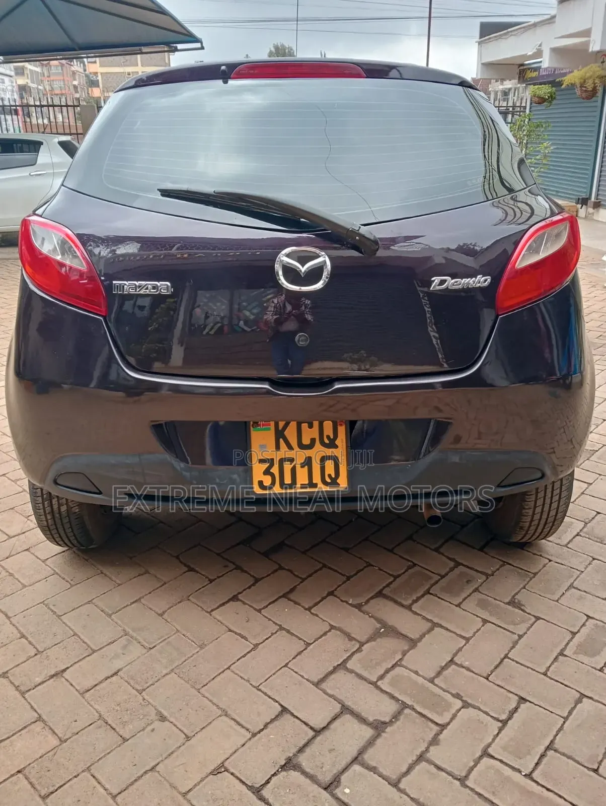 Mazda Demio 2011 Burgundy