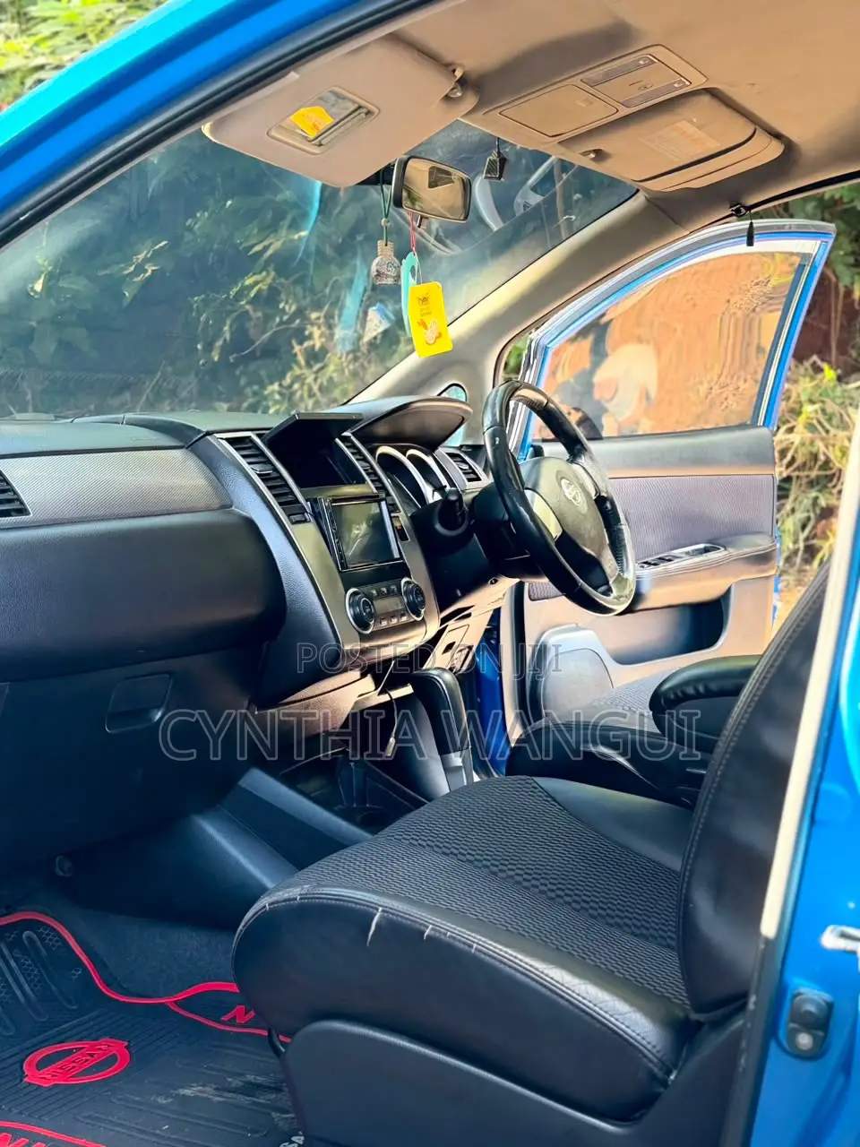 Nissan Tiida 2010 Blue