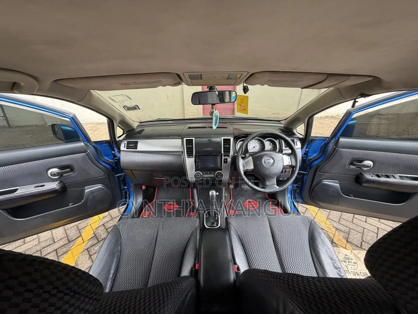Nissan Tiida 2010 Blue
