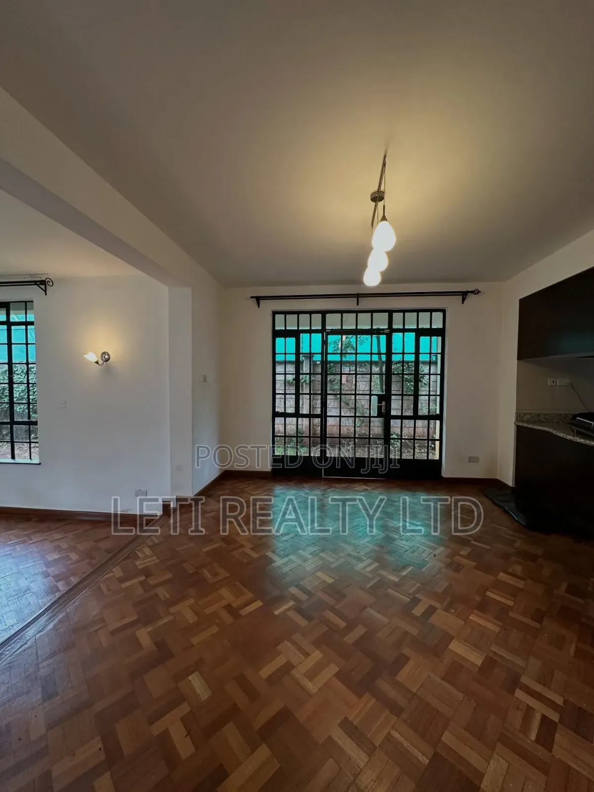 4bdrm Townhouse/Terrace in Muthangari for sale