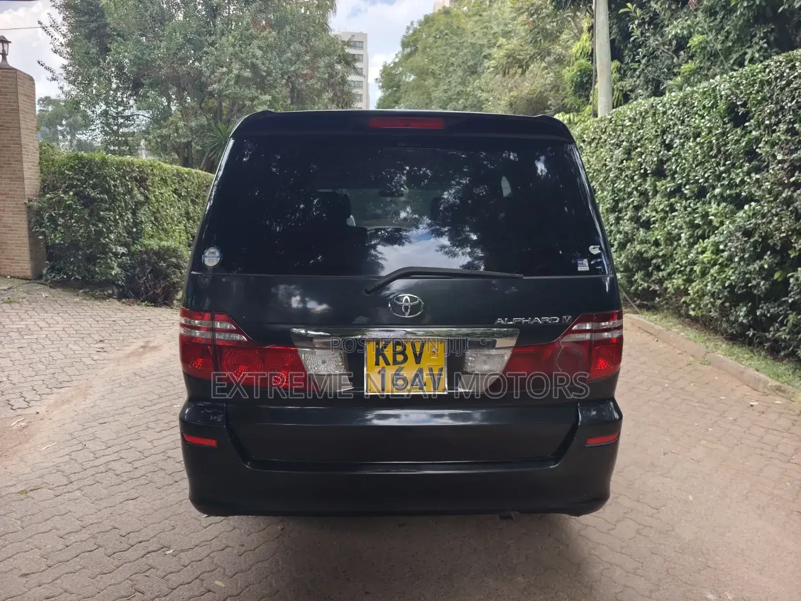 Toyota Alphard 3.0 Petrol AWD 2007 Black