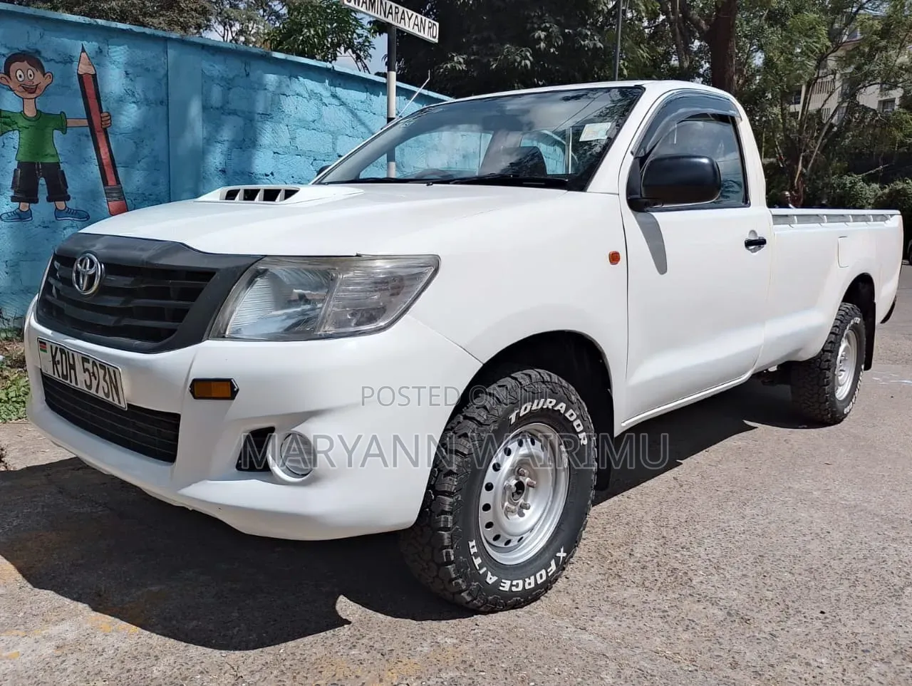 Toyota Hilux 2015 White