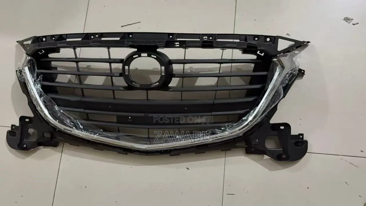Grill Mazda Axela 2017 -