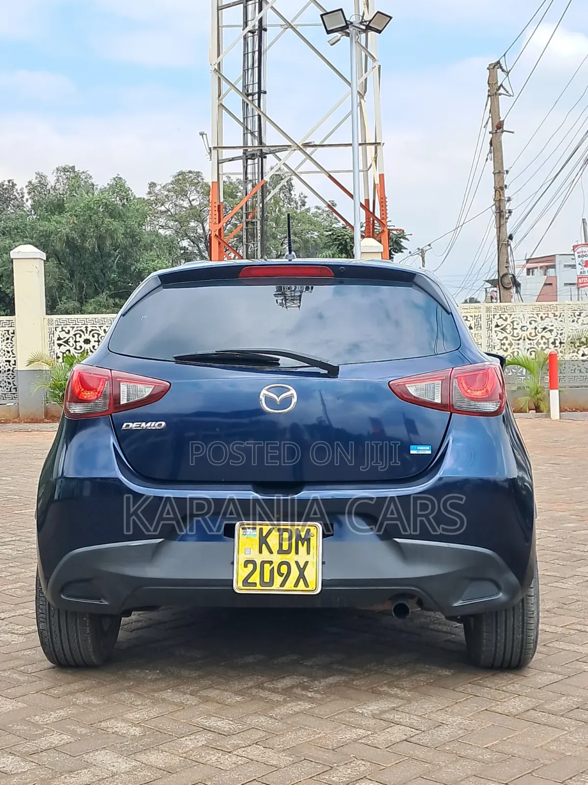 Mazda Demio 2016 Blue