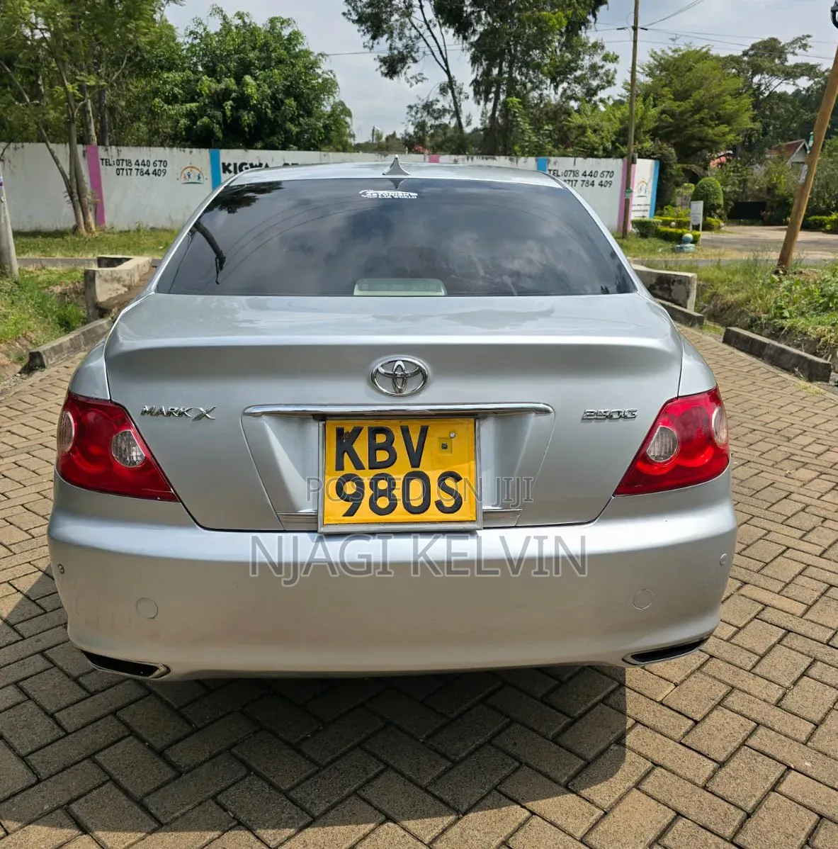 Toyota Mark X 2006 Silver