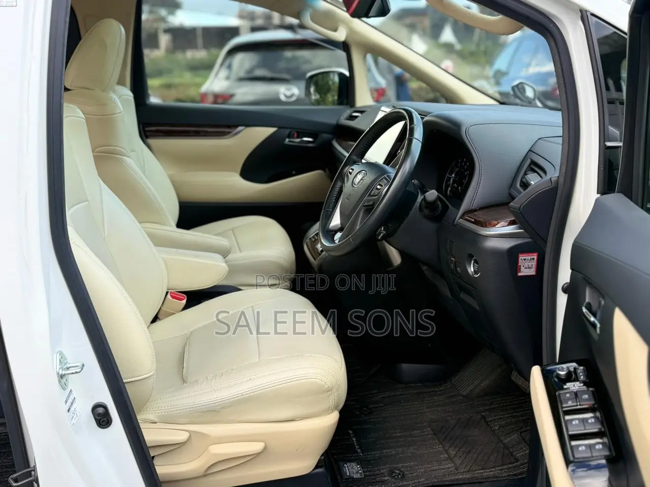 Toyota Alphard 2.5 Petrol FWD 2019 White