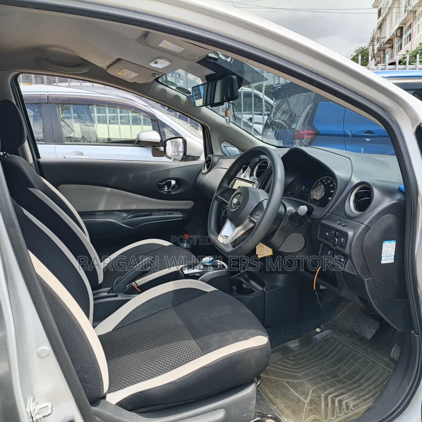 Nissan Note 2018 Silver