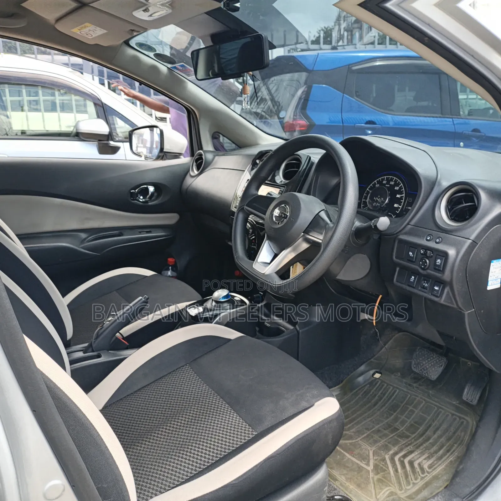 Nissan Note 2018 Silver