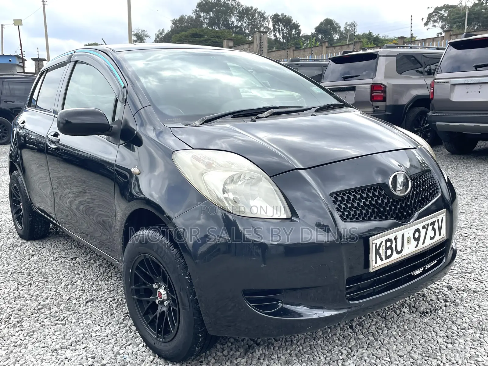 Toyota Vitz 1.3 FWD 3dr 2006 Black