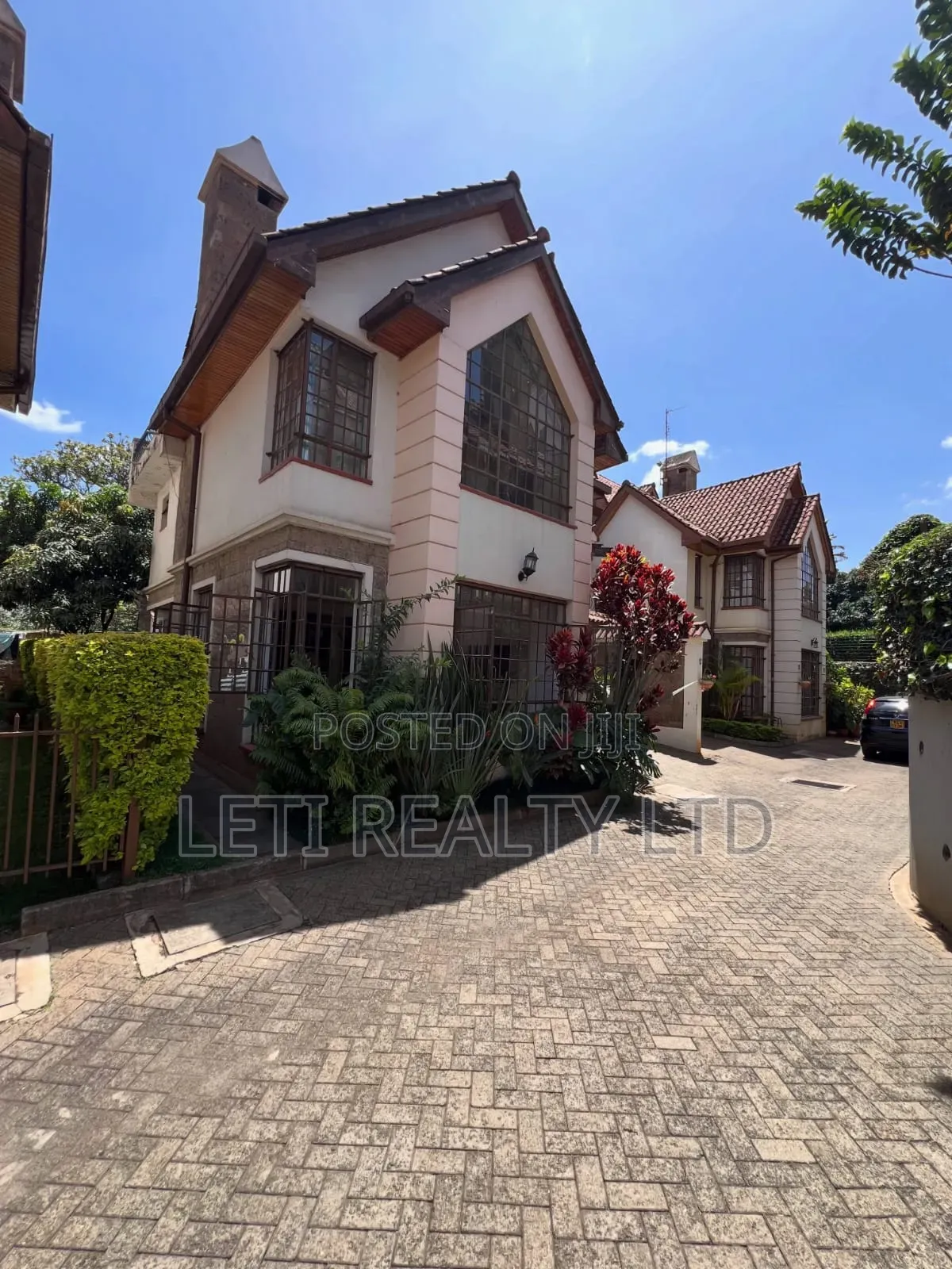 4bdrm Townhouse/Terrace in Muthangari for sale
