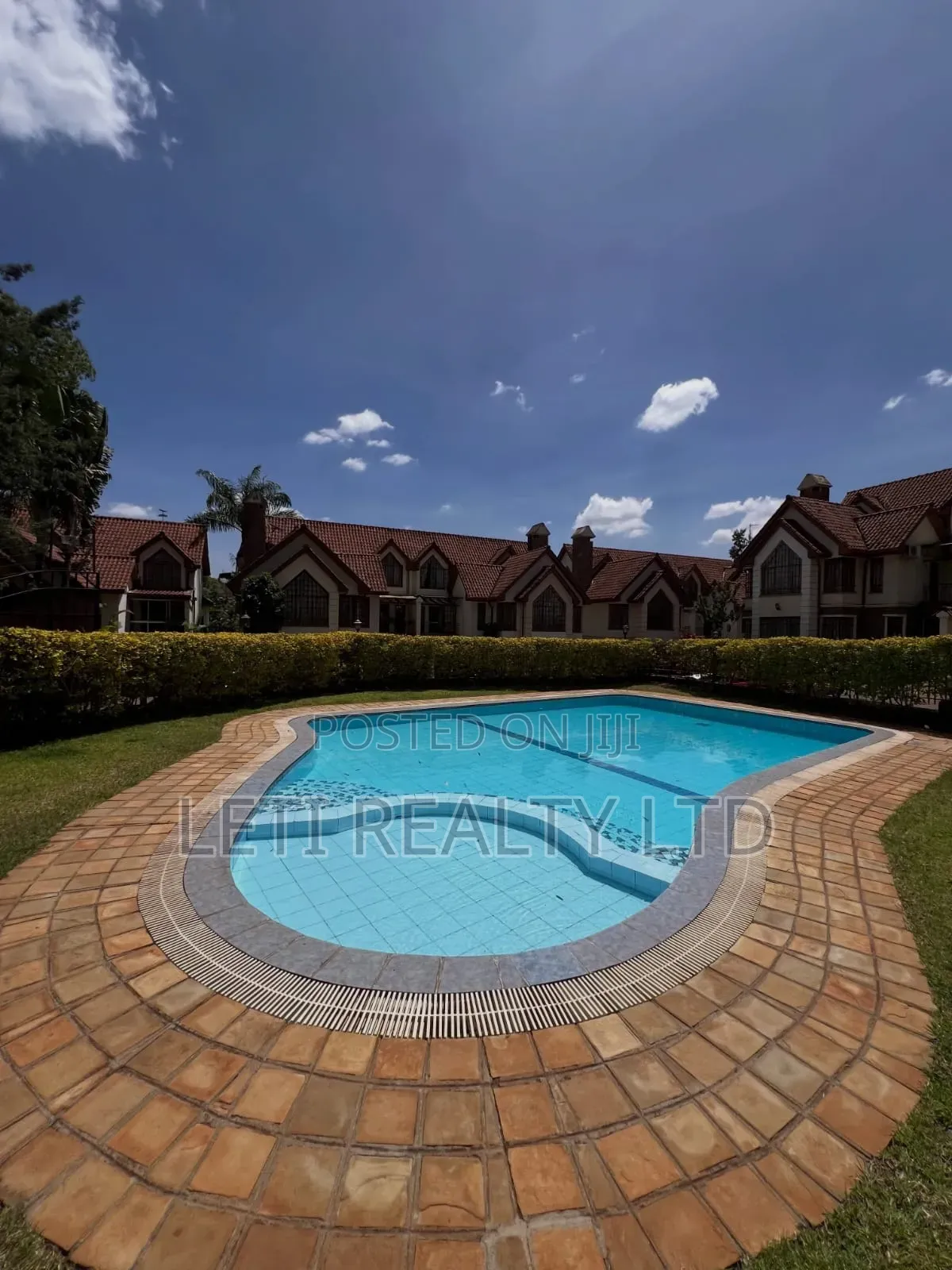 4bdrm Townhouse/Terrace in Muthangari for sale