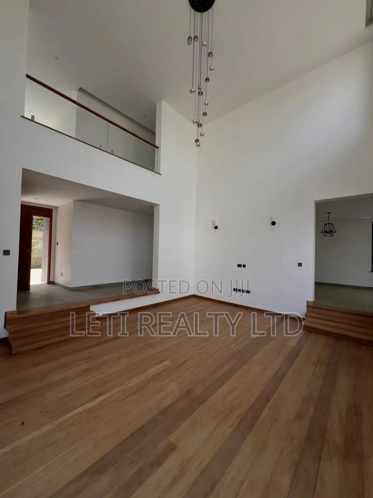 5bdrm Townhouse/Terrace in Maziwa for sale