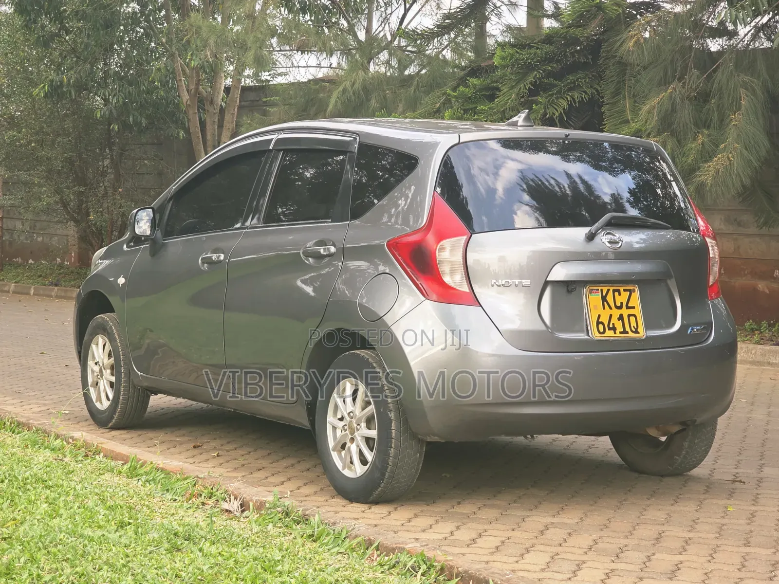 Nissan Note 2013