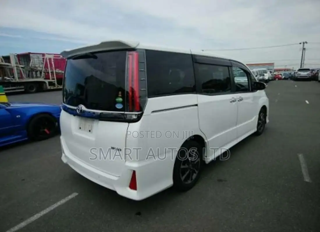 Toyota Noah 2019 Pearl