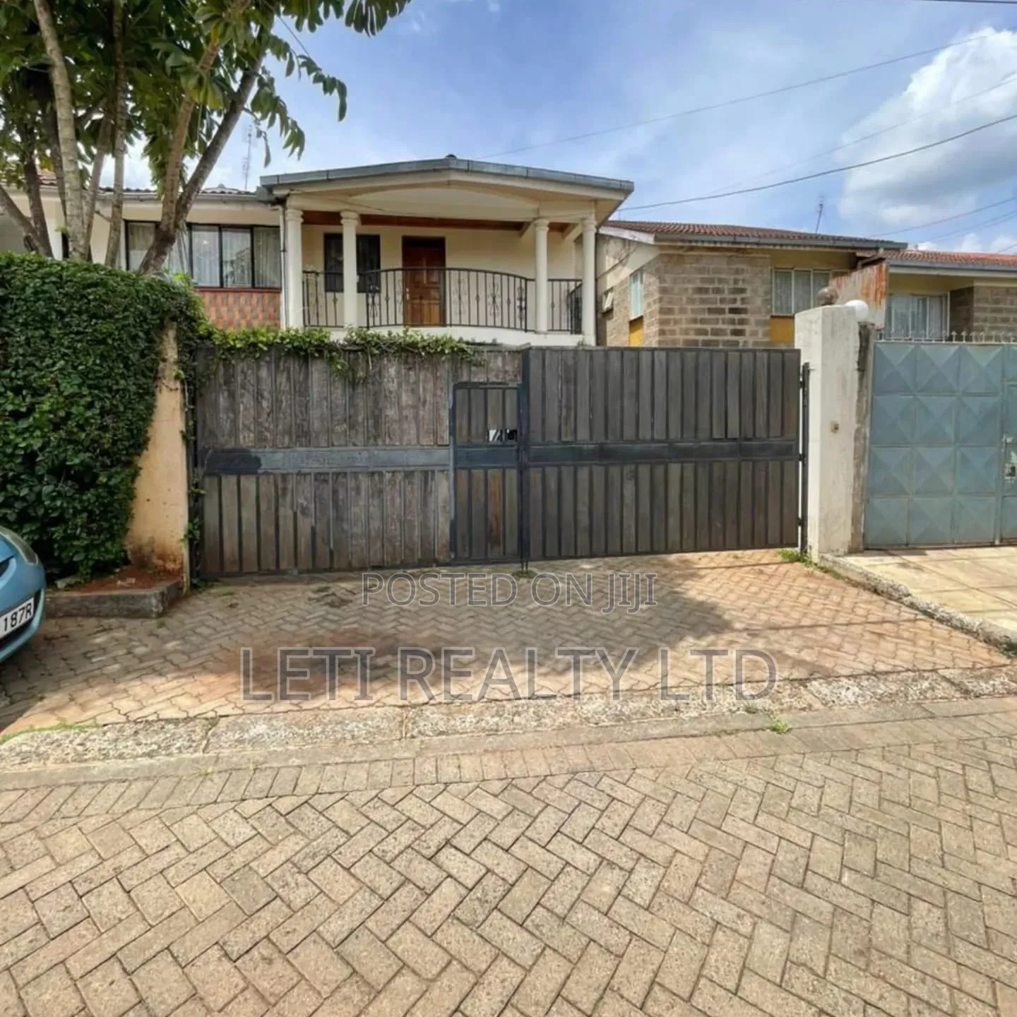 4bdrm Townhouse/Terrace in Muthangari for sale