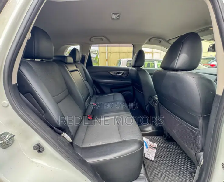 Nissan X-Trail 2.0 Petrol AWD 2019 Off white