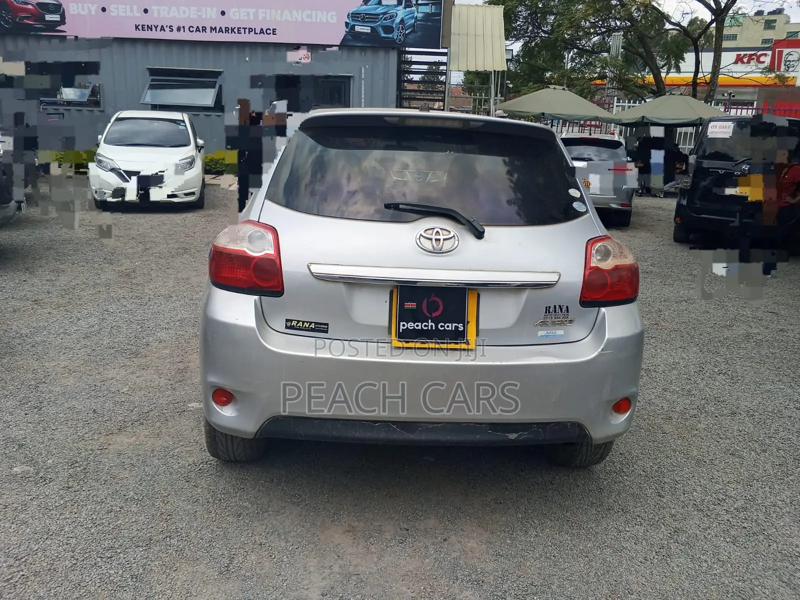 Toyota Auris 2012 Silver