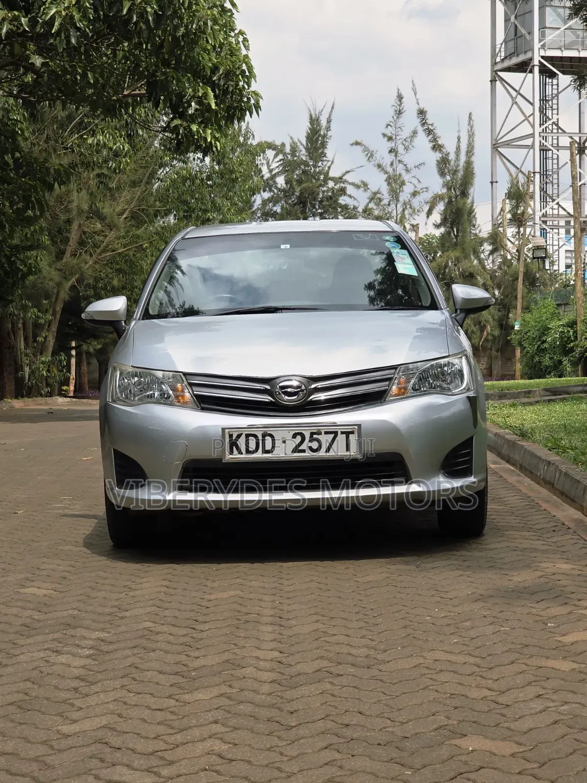 Toyota Axio 2014 Silver