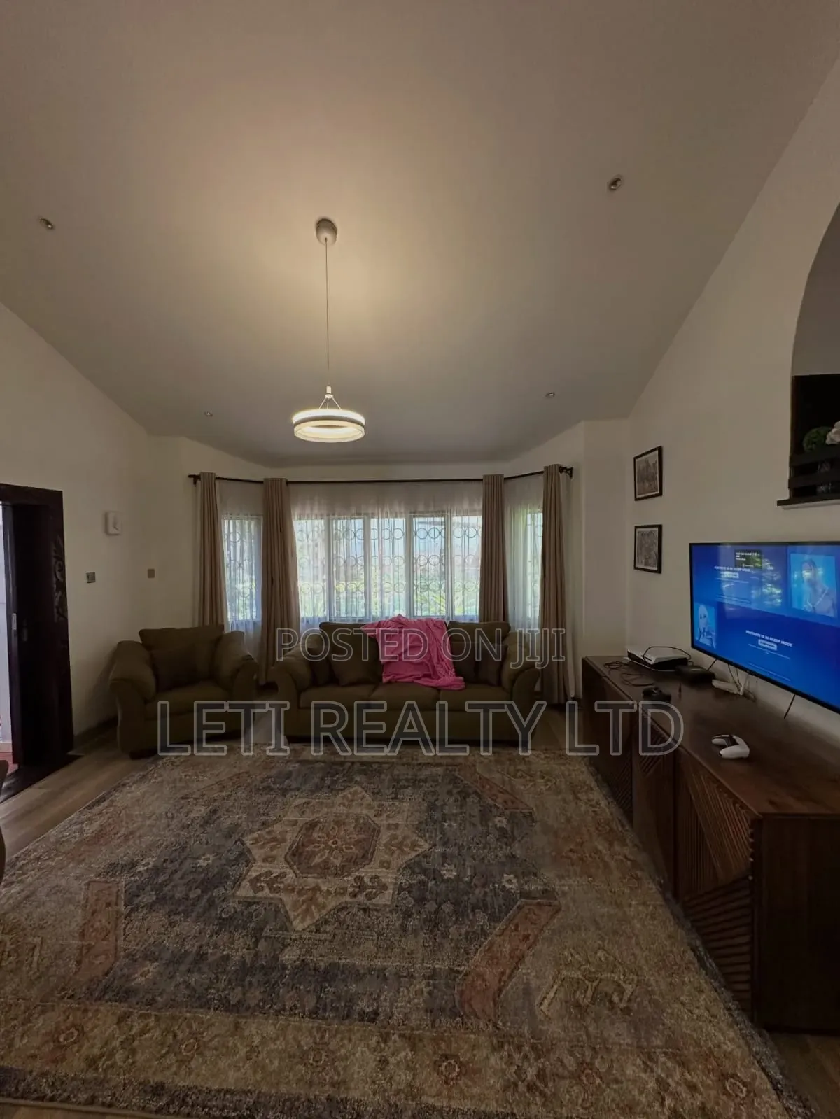 4bdrm Townhouse/Terrace in Muthangari for sale