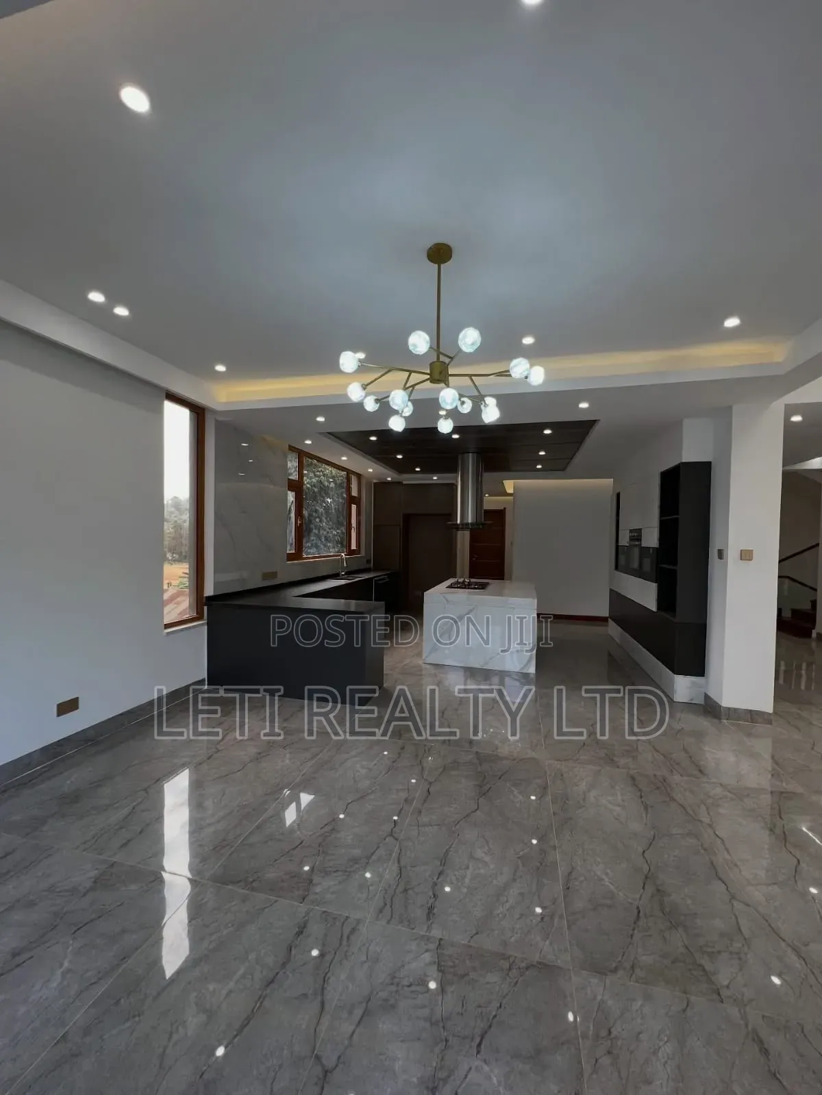 6bdrm Townhouse/Terrace in Muthangari for sale