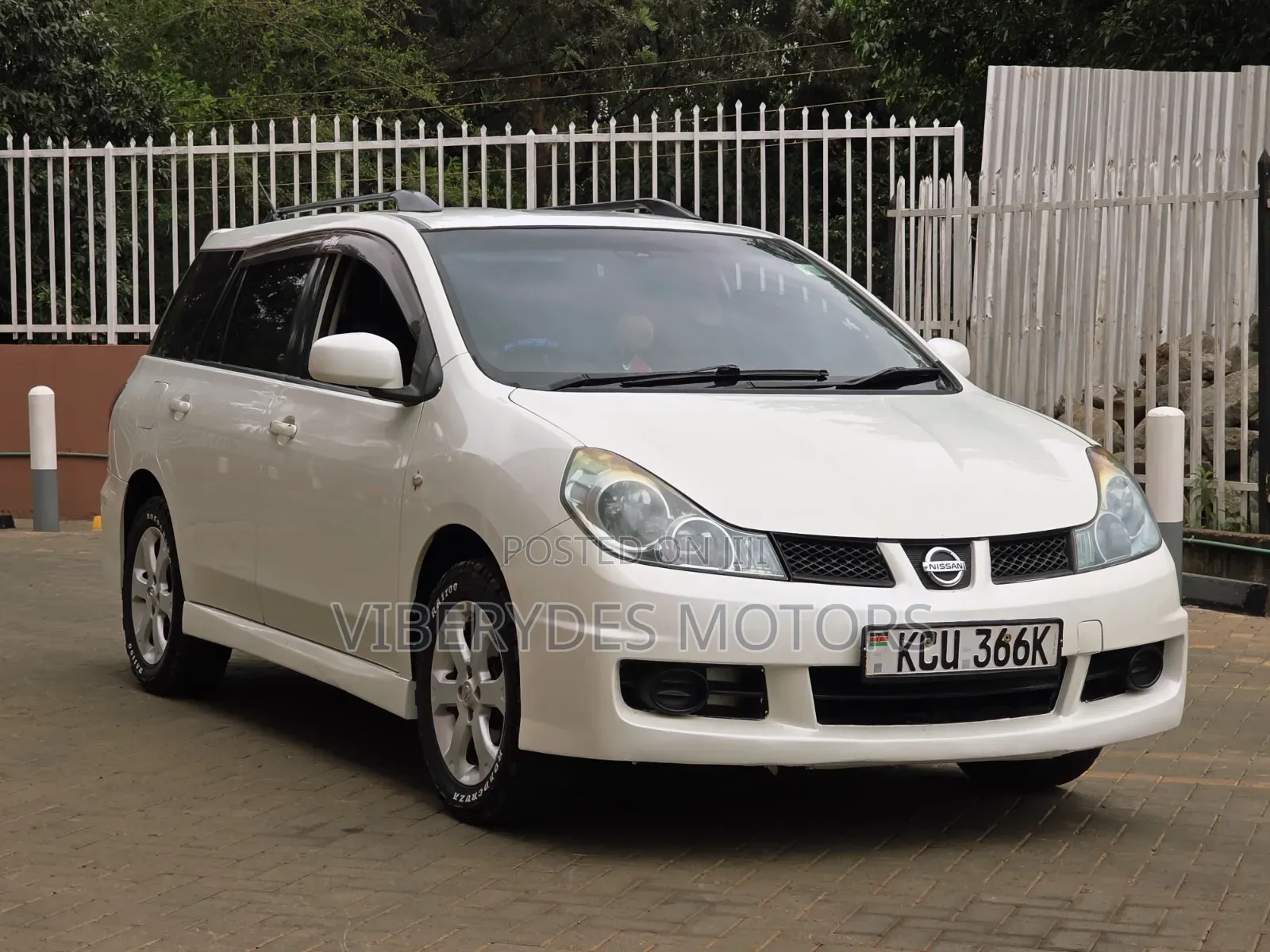 Nissan Wingroad 2012 White