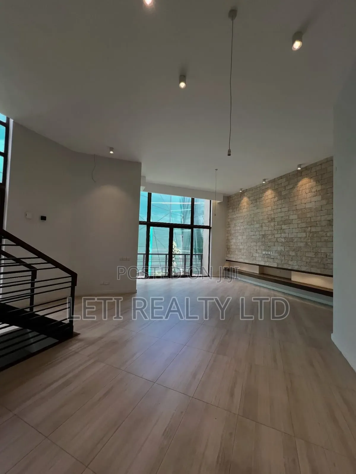 4bdrm Townhouse/Terrace in Muthangari for sale