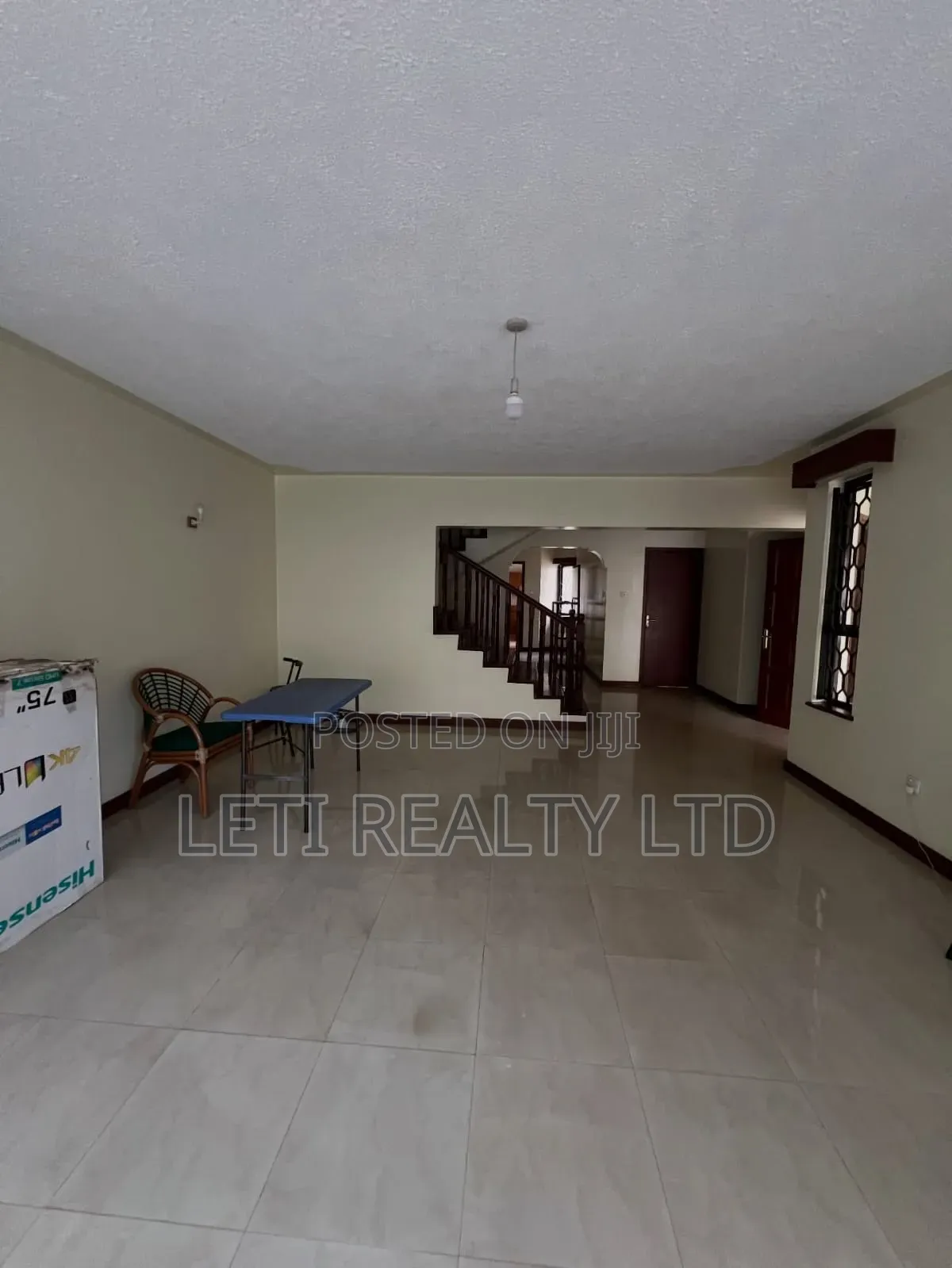 5bdrm Townhouse/Terrace in Muthangari for sale
