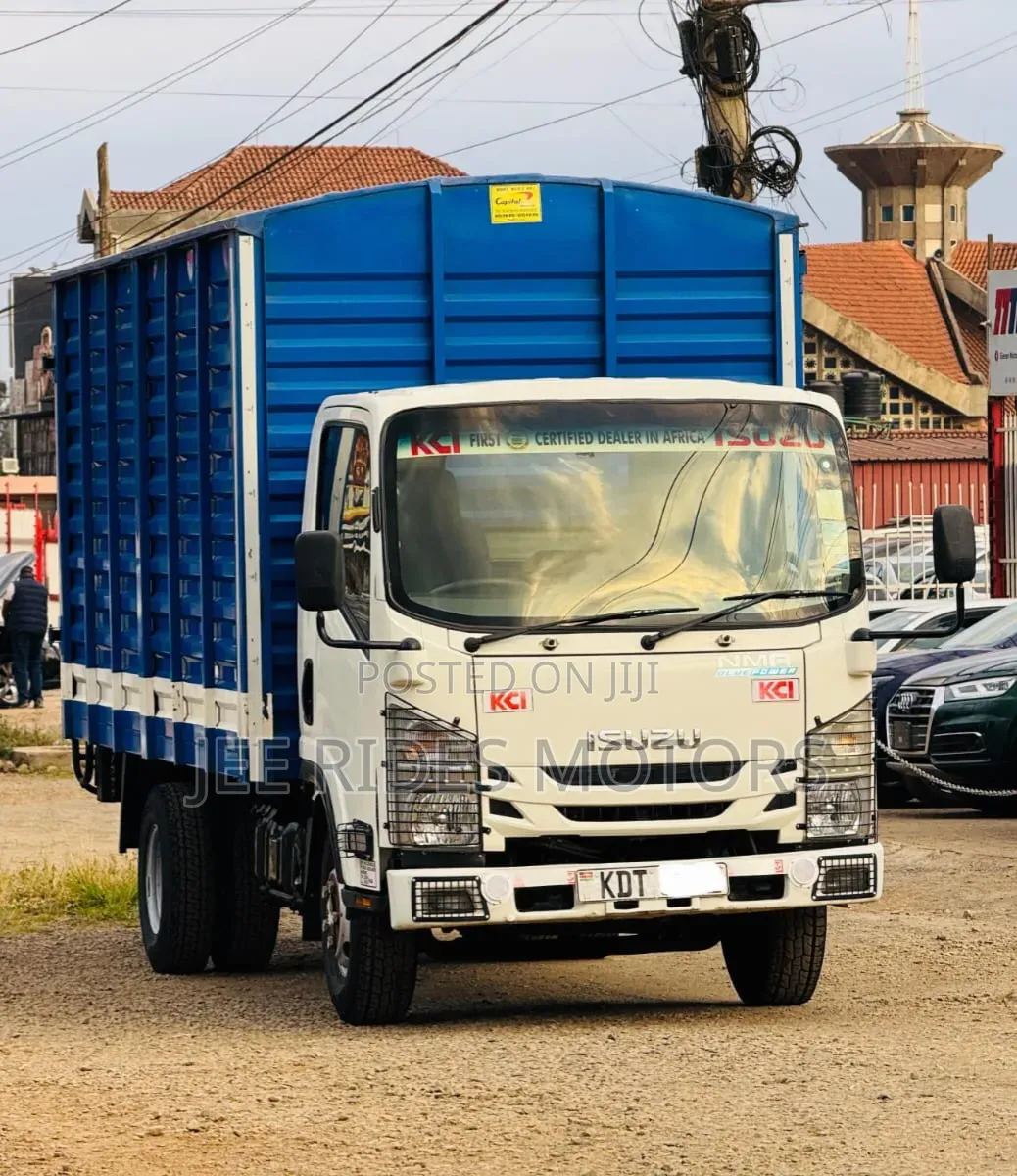 Isuzu NMR Cover Body 2025