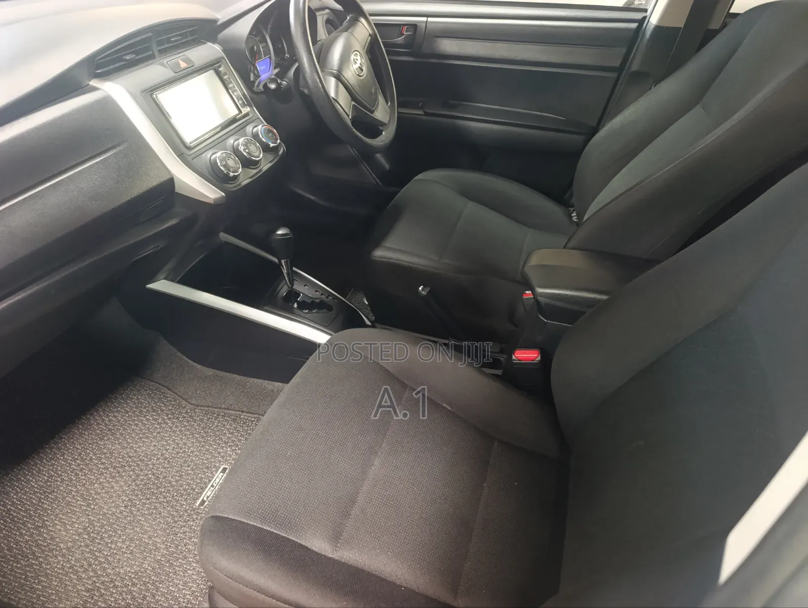Toyota Corolla Fielder 1.5 Petrol FWD 2019 Silver