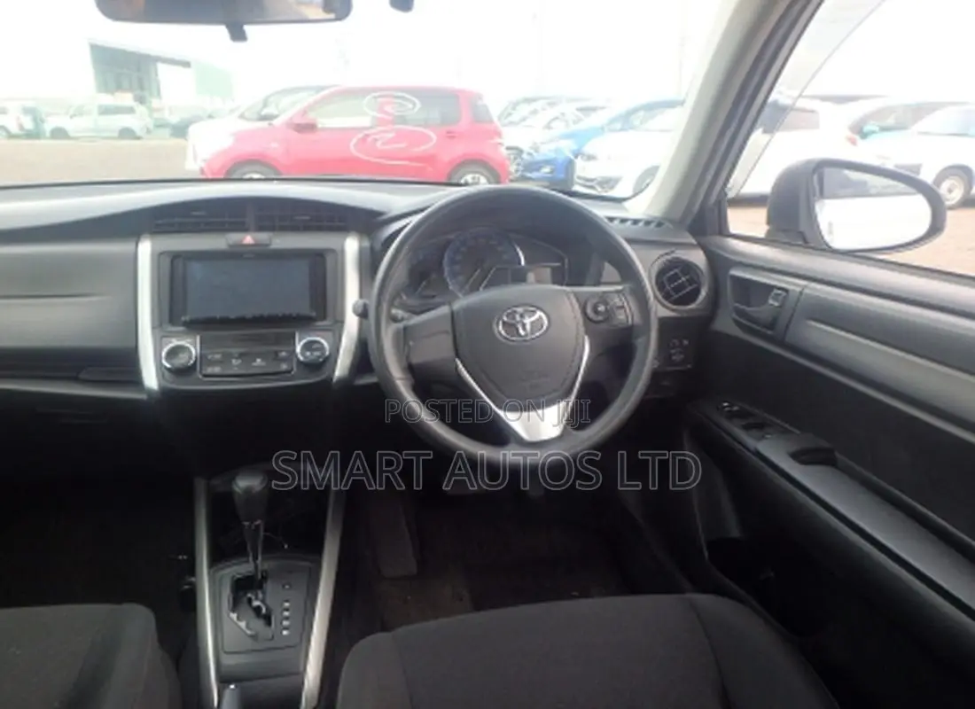 Toyota Corolla Fielder 1.5 Hybrid FWD 2020