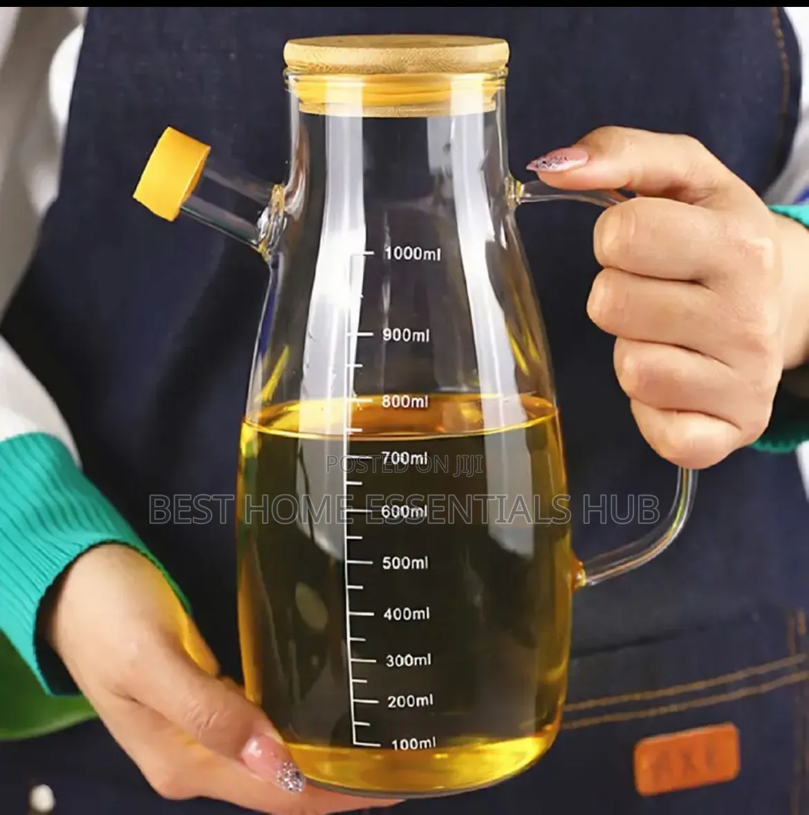 *1l Glass Oil Dispenser With Handle and Bamboo Lid