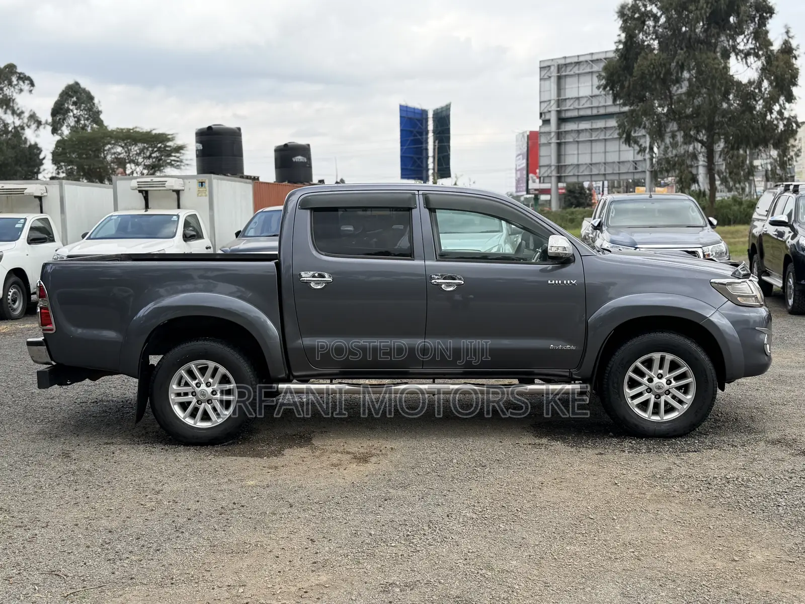 Toyota Hilux 3.0 D-4D 4x4 2014 Gray