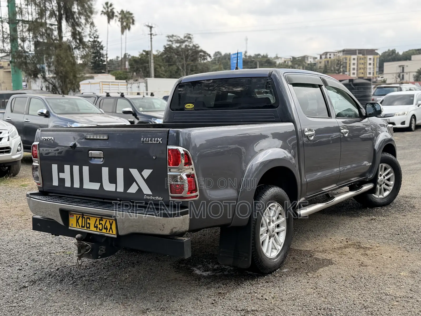 Toyota Hilux 3.0 D-4D 4x4 2014 Gray