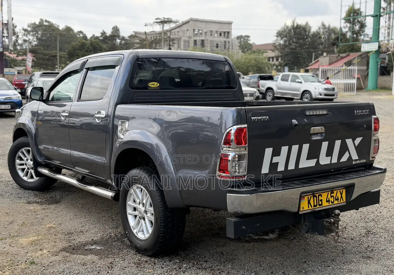 Toyota Hilux 3.0 D-4D 4x4 2014 Gray
