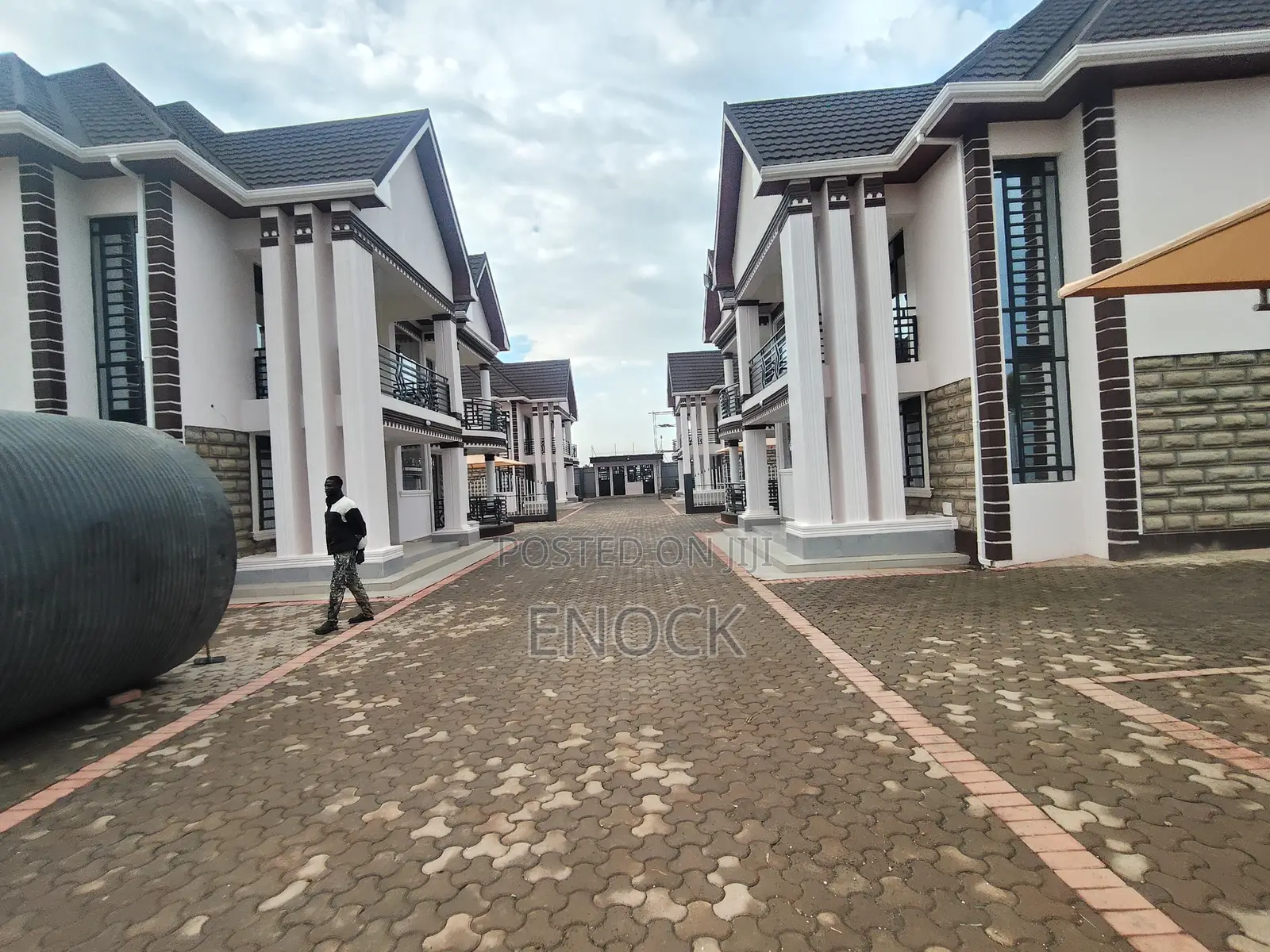 5bdrm House in Upper Elgonview for sale