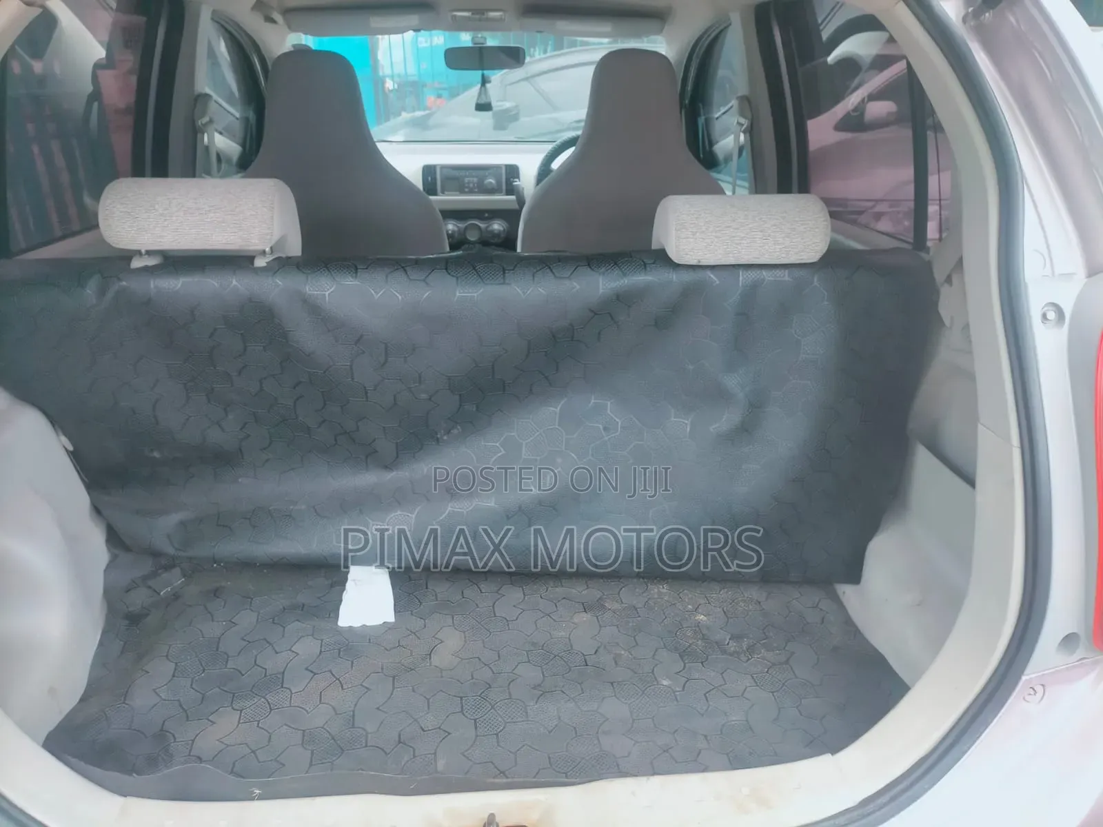 Toyota Passo 2012 Silver