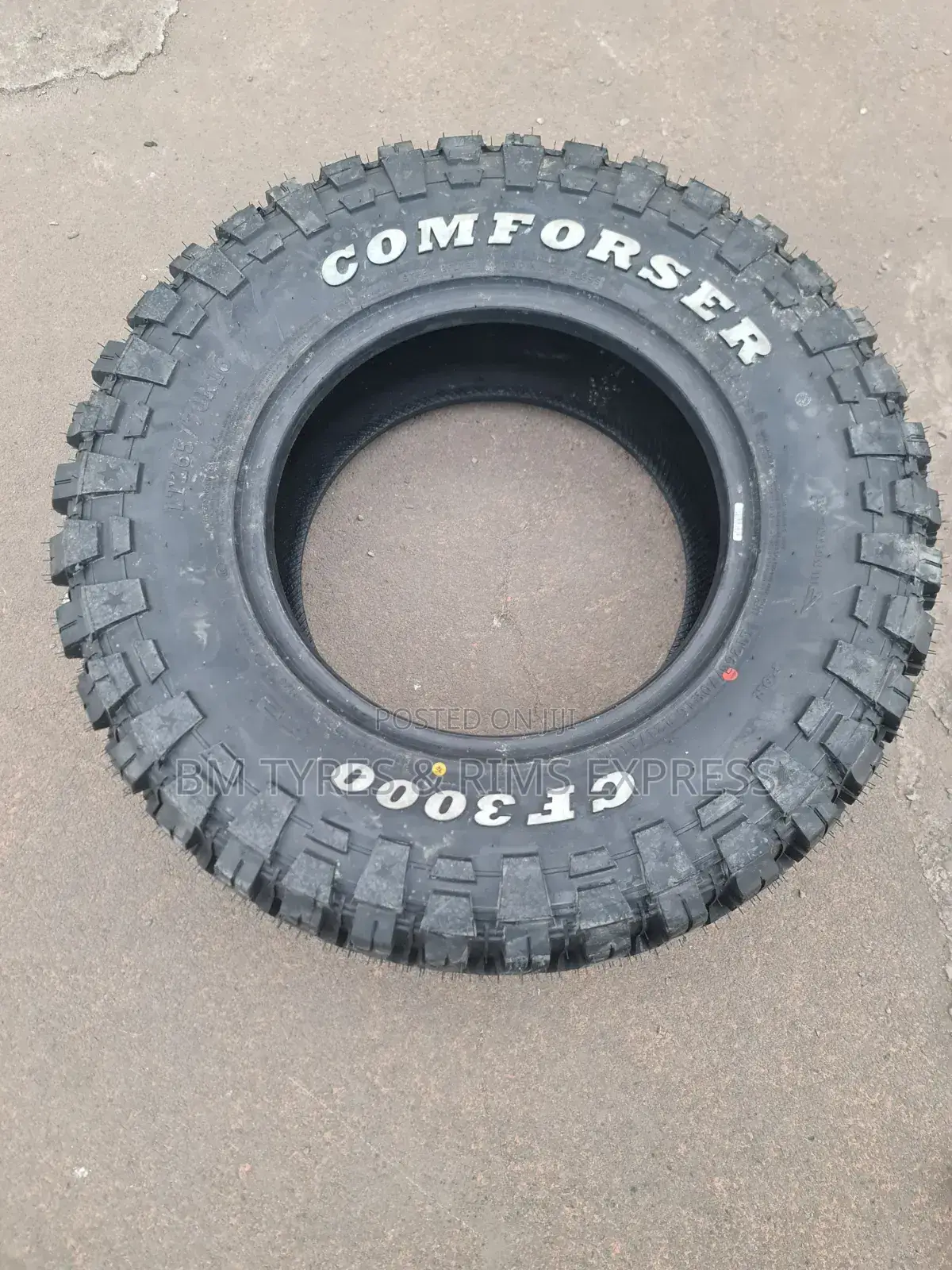 265 /70 R16 Comforser Tires (Mud Terrein)