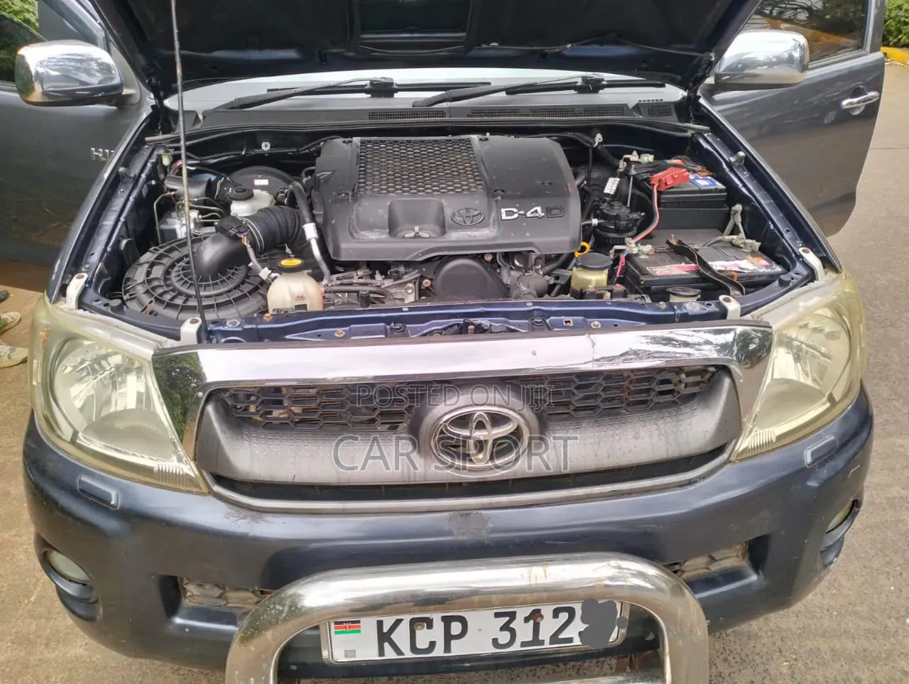 Toyota Hilux 2010 Gray
