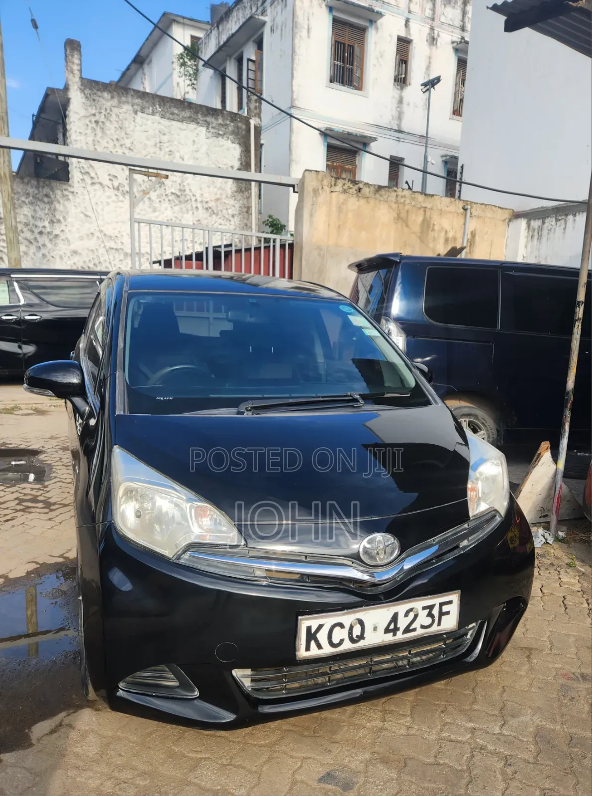 Toyota Ractis 2011 Black